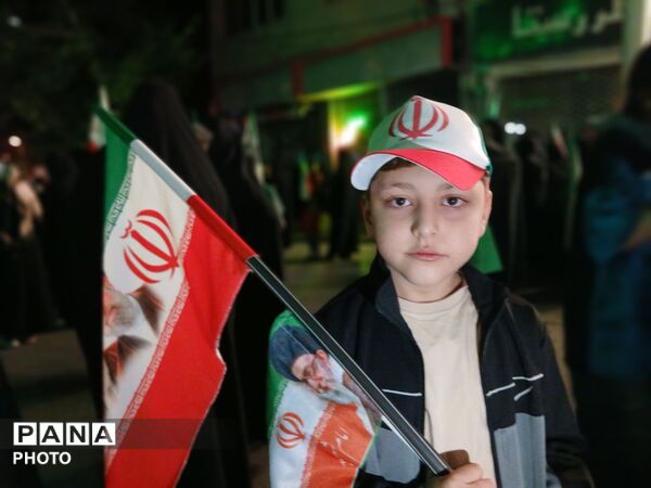 تویسرکان یک‌صدا برای ایران