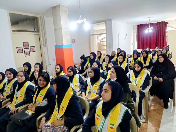 اردوی آموزشی مهارتی پیشتازان دختر آموزش و پرورش ناحیه ۳