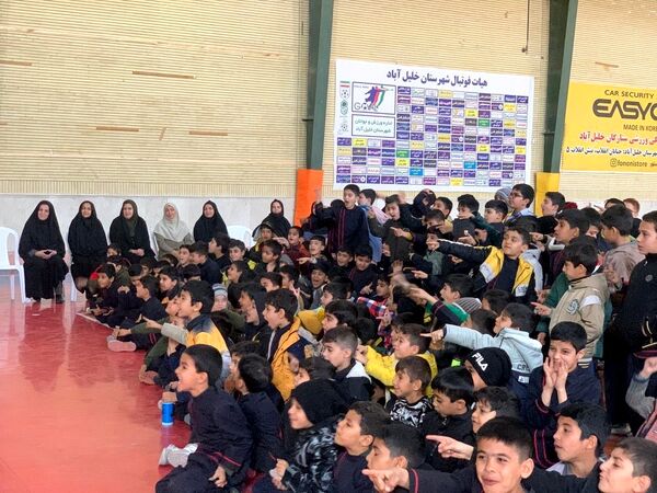 برگزاری مراسم روز پدر در مدارس خلیل‌آباد 