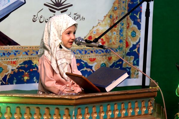 برگزاری سی‌ودومین دوره مسابقات قرآن و عترت بسیج در حسینیه باب‌الحسین فردیس