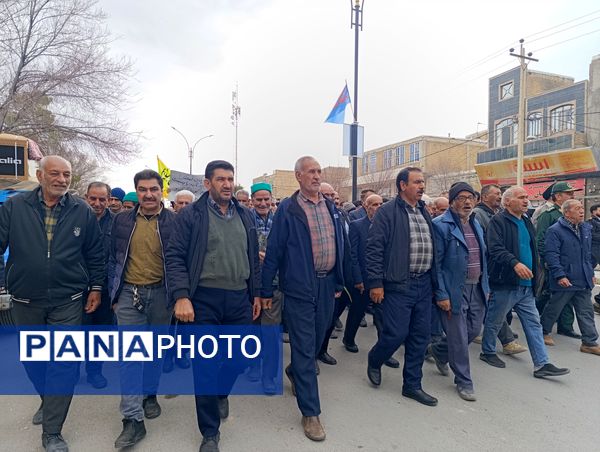 راهپیمایی ۲۲ بهمن در مشهدمرغاب