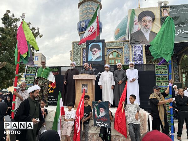 بیعت مردم جزیره قشم با آیت‌الله سید مجتبی حسینی خامنه‌ای 