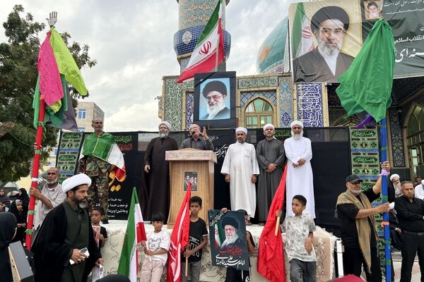 بیعت مردم جزیره قشم با آیت‌الله سید مجتبی حسینی خامنه‌ای 
