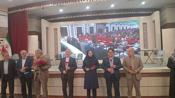 تجلیل از بازنشستگان آموزش و پرورش استان خراسان رضوی