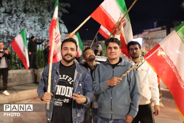 از خیابان تا میدان