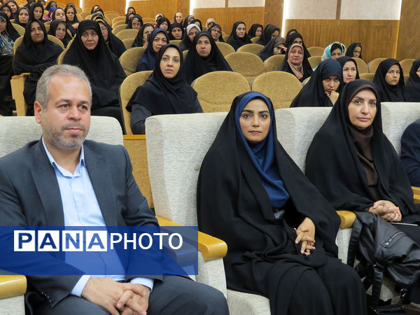 برگزاری دومین همایش بانوان کار آفرین استان در بجنورد