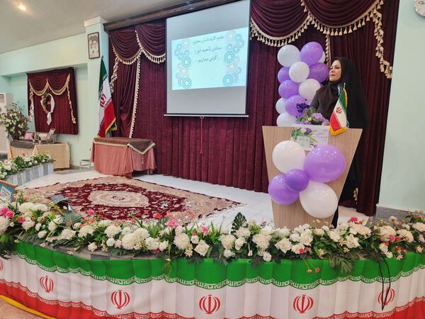 همایش گفتمان سازی الگوی سوم زن مسلمان و کنشگری جمعیت در تبریز