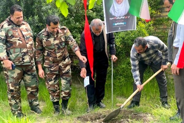 پویش ملی کاشت نهال امید در شهرستان رامیان