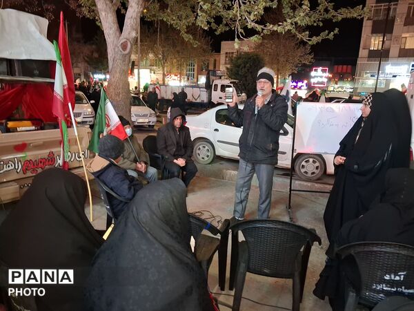 تریبون آزاد در حسینیه فضل نیشابور