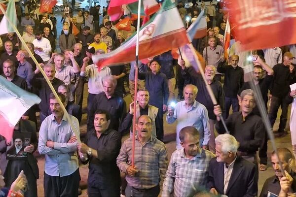 تجمع بیعت با رهبری در نورآباد به صد و پنجاه و هفتمین شب رسید
