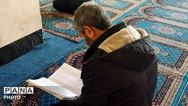 محفل انس باقرآن به یاد شهید آیت الله خامنه ای در نیشابور 