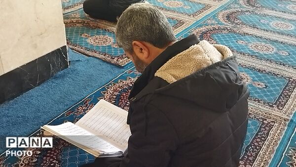 محفل انس باقرآن به یاد شهید آیت الله خامنه ای در نیشابور 