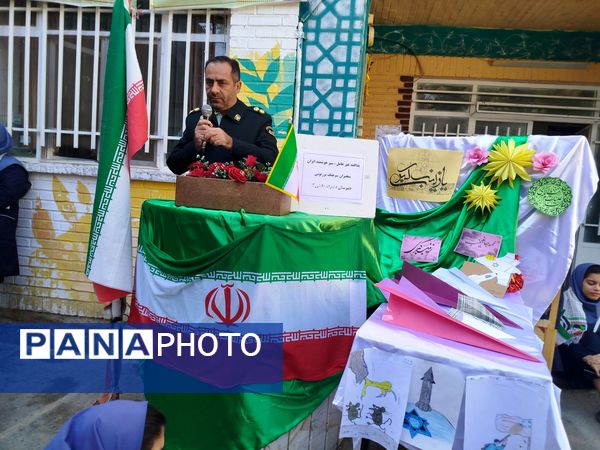 جشن ولادت حضرت زینب در دبیرستان دخترانه دانشور 2 