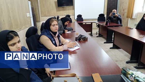 نشست دانش‌آموز خبرنگاران پانا کهگیلیویه و بویراحمد با معاونت پرورشی به‌مناسبت اعتکاف دانش‌آموزی