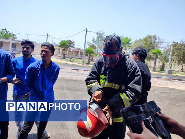 آشنایی با مشاغل در هفته مشاغل در حاجی‌‌‌آباد