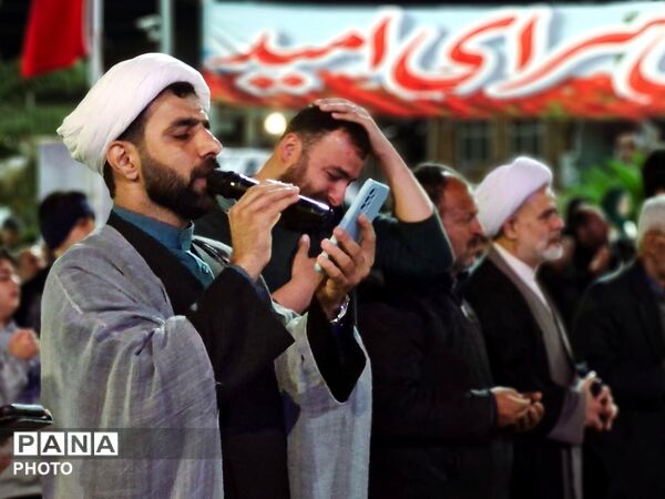 خروش بانگ یا مهدی(عج) در گلوگاه
