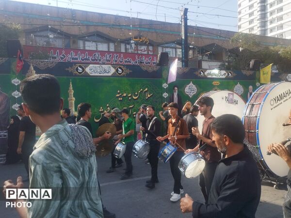 قرارگاه عشق؛ مشهد در سوگ شهادت ضامن اهل‌بیت (ع) پوشیده شد