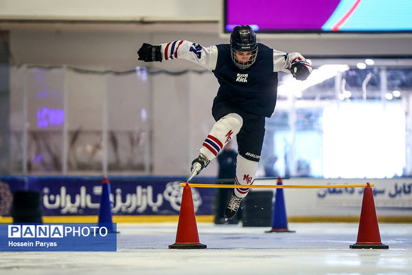 مسابقات اسکیت روی یخ