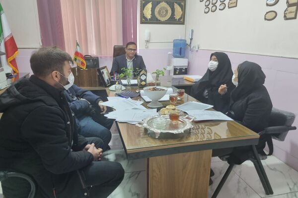 بازدید از وضعیت بهداشت و پایگاه‌های تغذیه سالم مدارس پاکدشت 