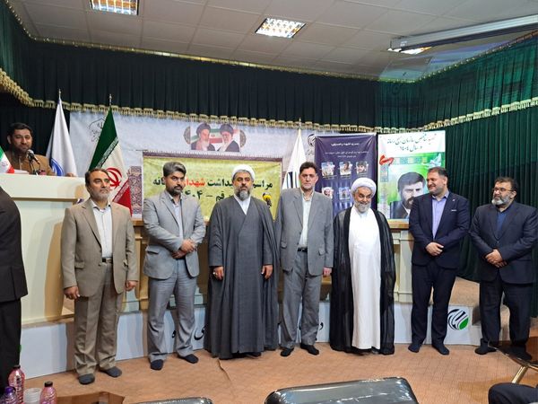تقدیر از برگزیدگان دو رویداد رسانه‌ای «میثاق» و «سرباز مقاومت» در قم