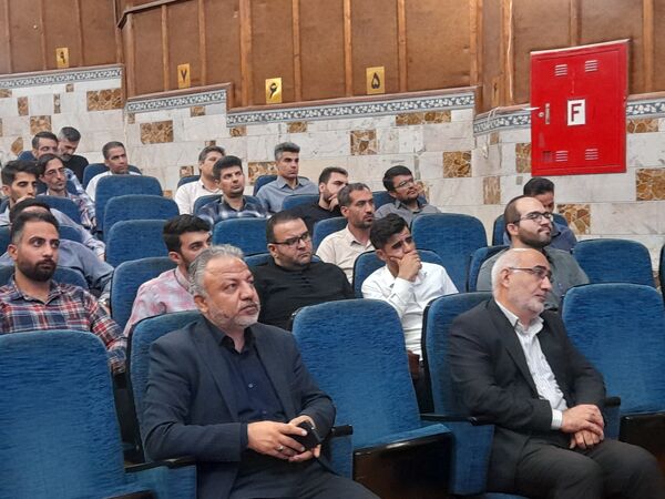 برگزاری دوره  دانش افزایی مربیان پرورشی و مشاوران جدیدالورود استان البرز