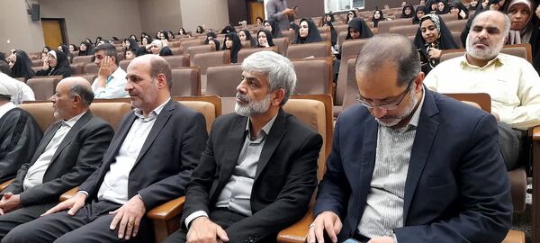 همایش تجلیل از مدرسه یاران استان قم