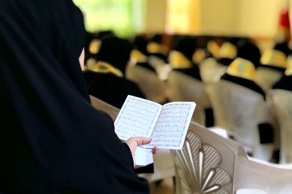  آیین عزاداری حضرت فاطمه زهرا(س) در مدرسه فرزانگان1 اسلامشهر 