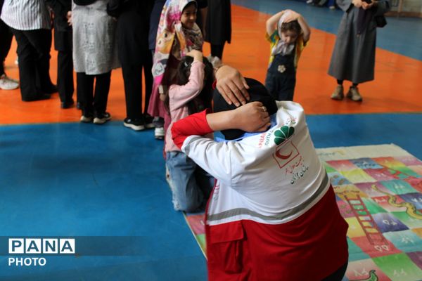 همایش هفته سلامت  در سالن حجاب شهرستان سملقان 