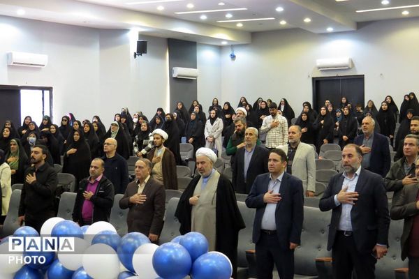 گرامیداشت هفته امور تربیتی و تربیت اسلامی با حضور معاونین، مربیان و مشاوران اسلامشهر