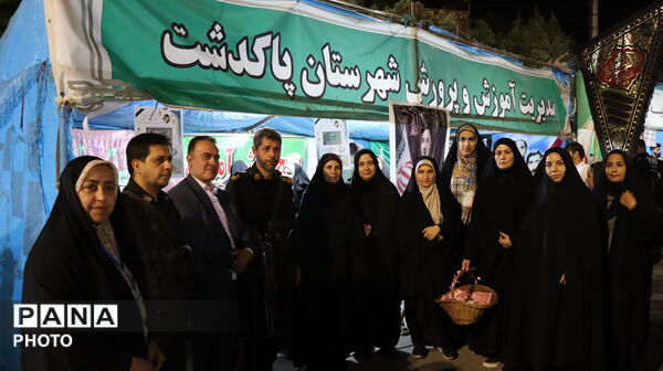 حضور پرشور دانش‌آموزان دبیرستان شهدای مظفر در نود و نهمین موج اجتماع مردمی پاکدشت