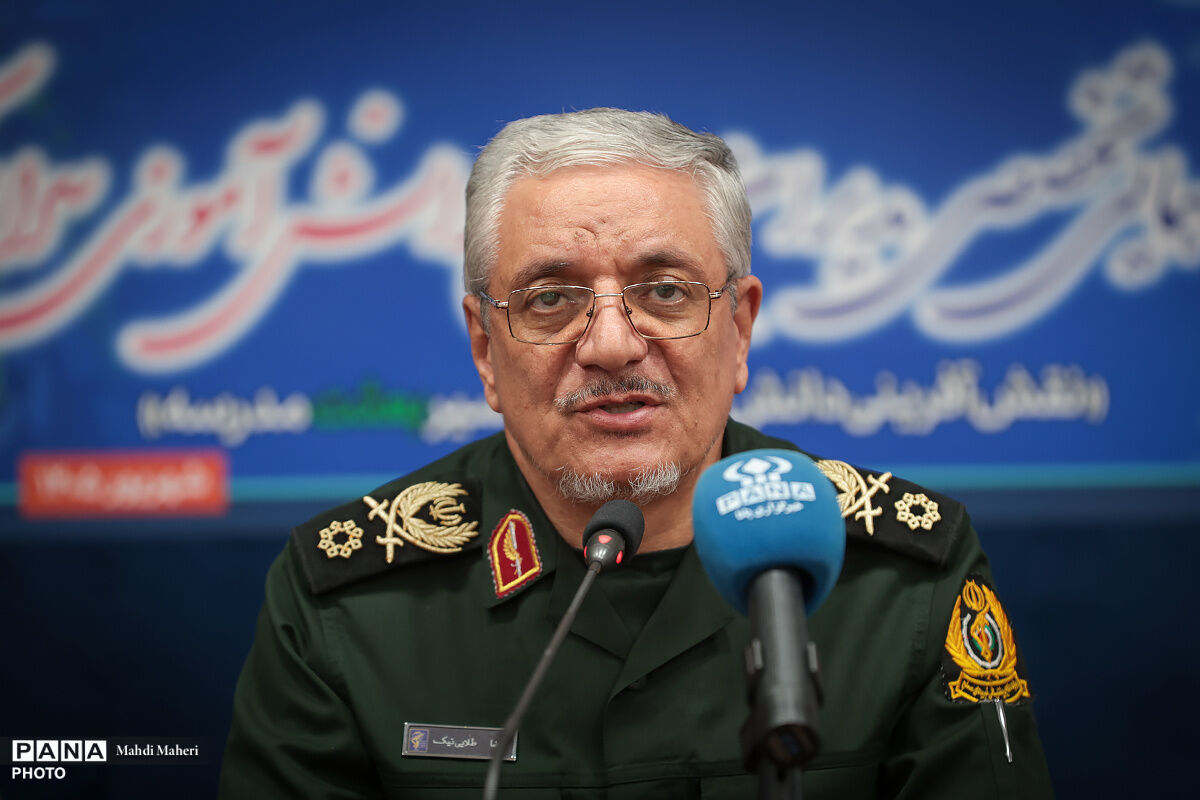 مهم‌ترین میدان امروز، تربیت نسل جدید است/ سازمان دانش‌آموزی باید میدان‌دار فعالیت‌های تربیتی باشد 