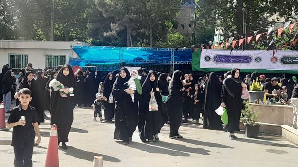 همایش شیرخوارگان حسینی در مصلی کرج