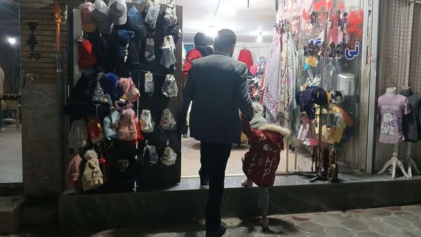 حال و هوای بهاری بازار بن در بهار قرآن