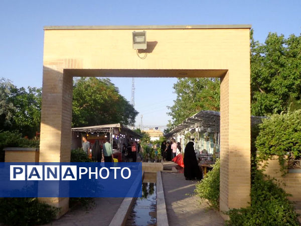 دومین نمایشگاه گل و گلاب در پردیسان قم