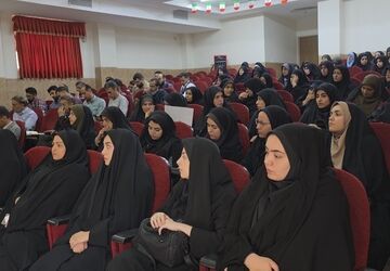 تأکید بر ترویج فرهنگ عفاف و حجاب با رویکرد تربیتی در مدارس ناحیه ۲ اصفهان