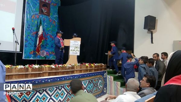 جشن سالروز تاسیس سازمان دانش‌آموزی در ابرکوه