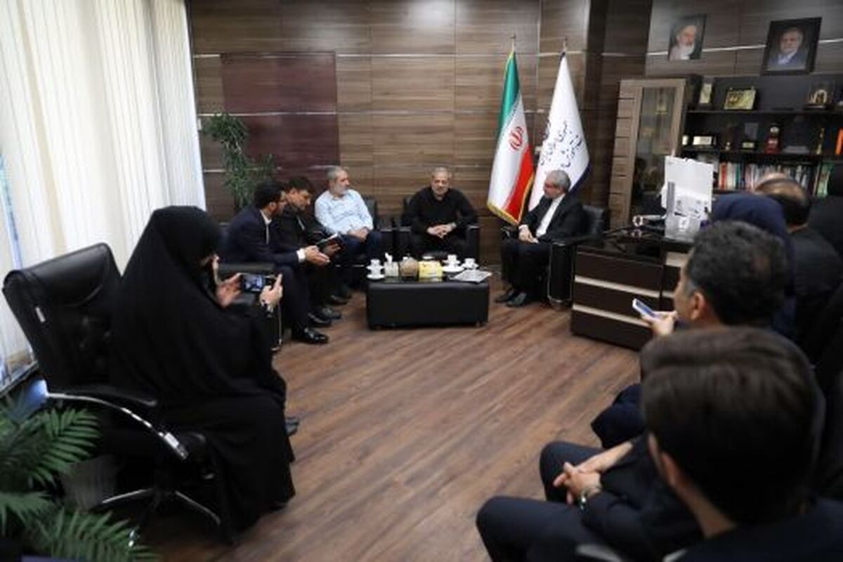 بازدید دکتر کاظمی از مرکز اطلاع‌رسانی و روابط عمومی وزارت آموزش و پرورش 