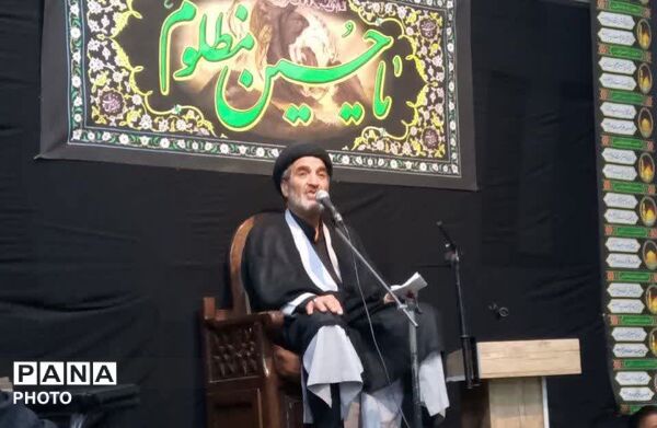 طنین نوای عاشورا در تکیه‌ها و هیئت‌های روستای فدافن