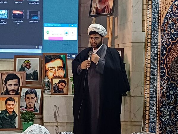 مراسم معنوی اعتکاف در مجموعه رستگاران شهرستان برخوار  