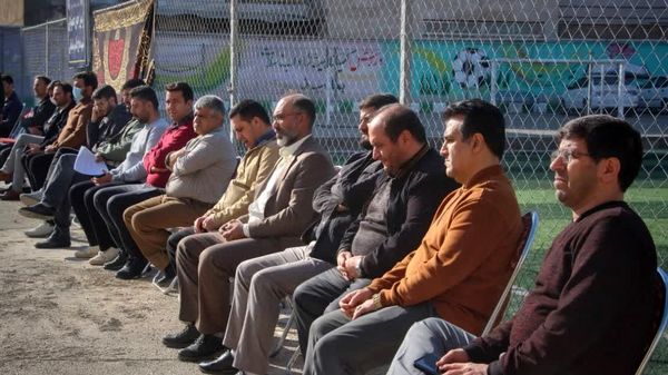 استقبال از پیکر شهید خوشنام در یازده مدرسه اشتهارد