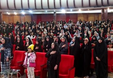 ساختمان صبا میزبان همایش مادر دختری