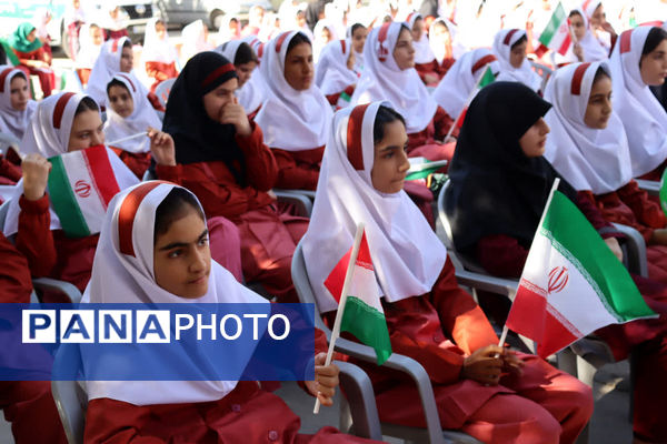 شکفتن لاله‌های دانش در دبستان حضرت رقیه کوهدشت؛ آغاز سال تحصیلی با شمیم ایثار و مقاومت