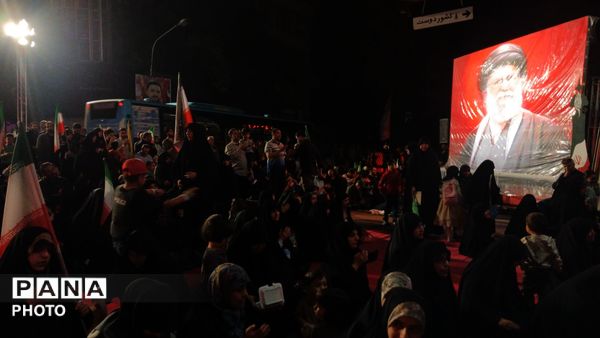 رواق کشور دوست، نزدیک ترین مکان به مقتل رهبر شهید
