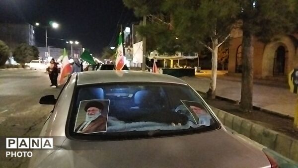 راهپیمایی ها در نیشابور همچنان ادامه دارد 