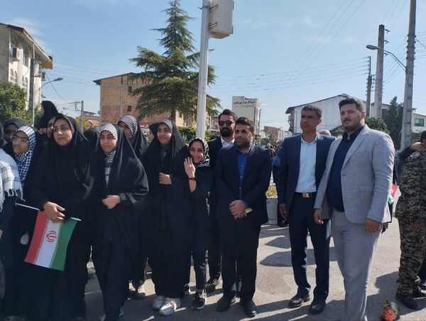 مراسم راهپیمایی ۱۳ آبان در شهرستان میاندورود
