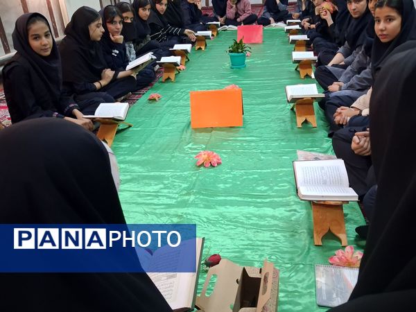 نگاهی به محفل انس با قرآن مدرسه شهید مدرس ناحیه۳ تبریز