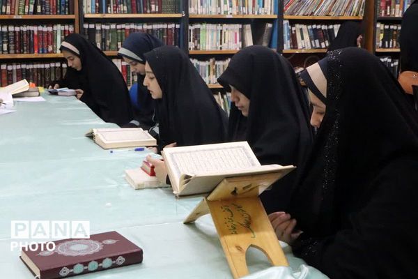 طنین چهل و چهارمین شور رقابت قرآنی در قلب‌های دانش‌آموزان قرچکی