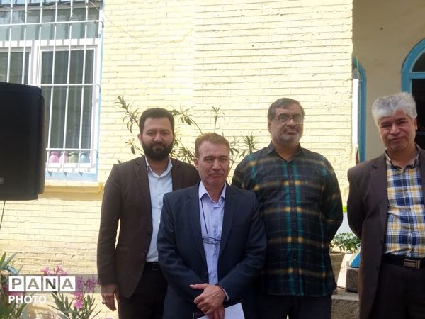 زنگ خیام در نیشابور به صدا در آمد 