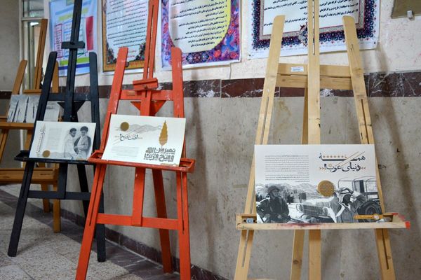 فانوس به دبیرستان حکمت آمد