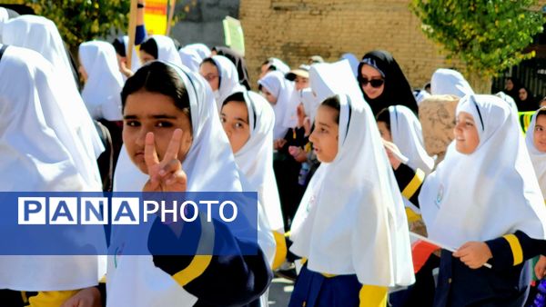 ۱۳ آبان از قاب مردم!